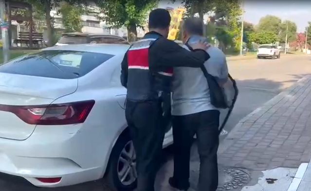 Sahte kimlik operasyonu: 31 gözaltı