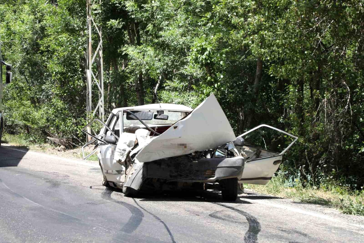 Tunceli\'de Trafik Kazası: 1 Ölü, 5 Yaralı