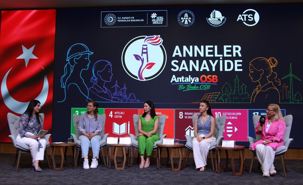 Antalya\'da Kadınlar Çelik Kaynakçılık Sertifikası Aldı