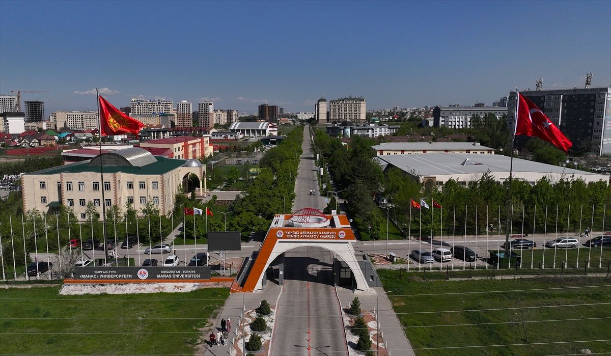 Manas Üniversitesi\'nin 30. Yılı ve Hedefleri