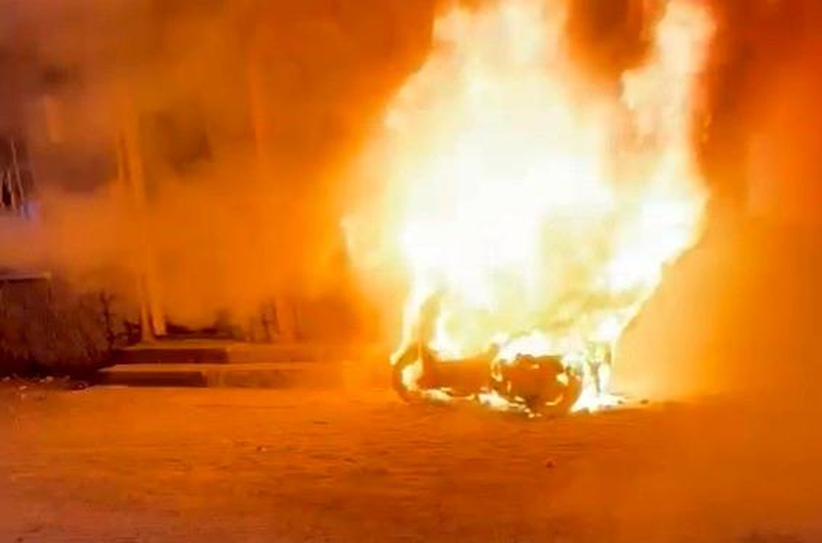 Kulu\'da Elektrikli Motosiklet Yangını