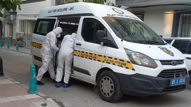 Manisa'da kötü koku gelen evde, kardeşinin cesediyle 2 gün yaşamış