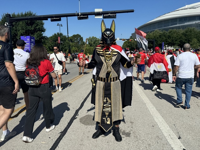Mısırlı Taraftarlar Dallas’ta Yürüyüş Düzenledi