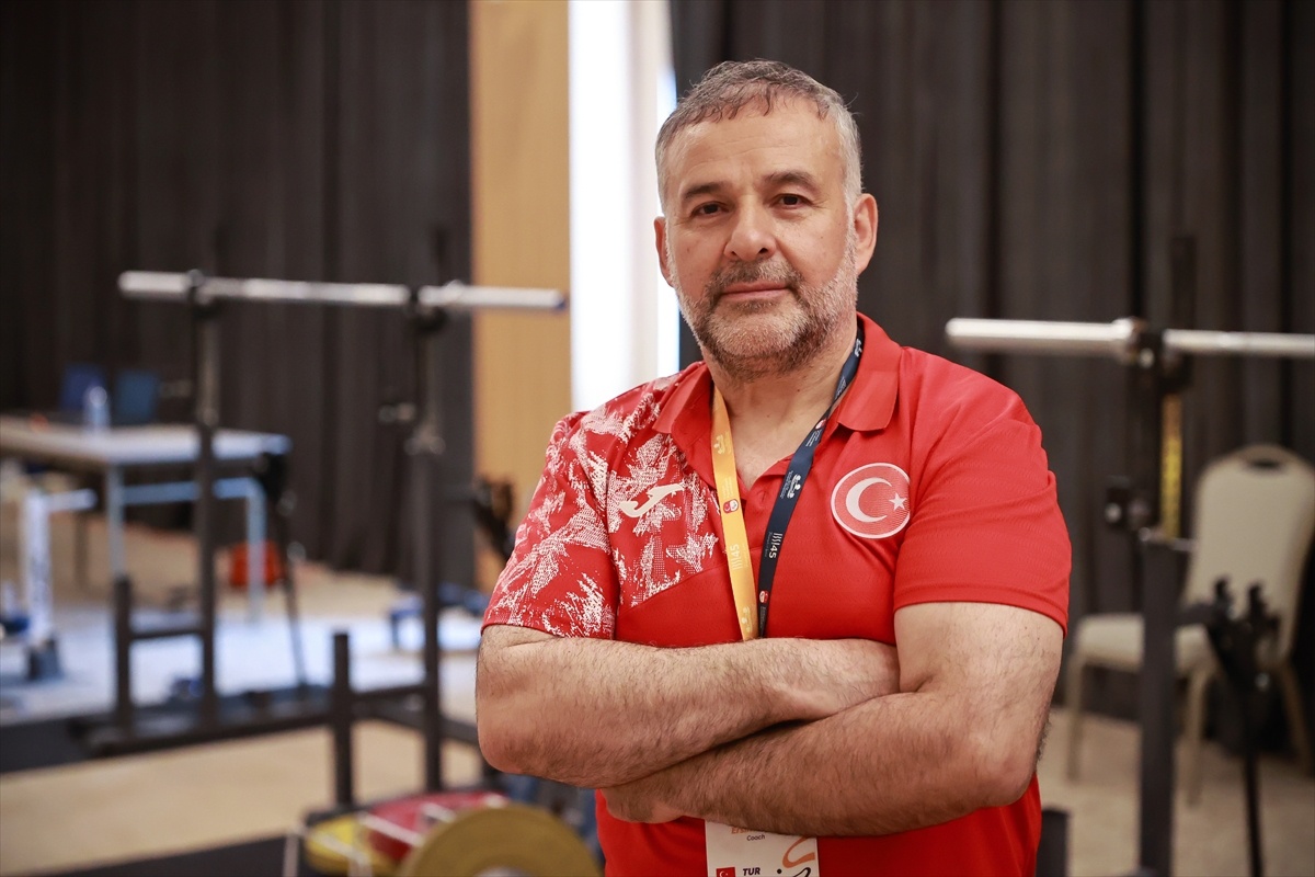 Bircan Şimşek\'ten Tarihi Başarı