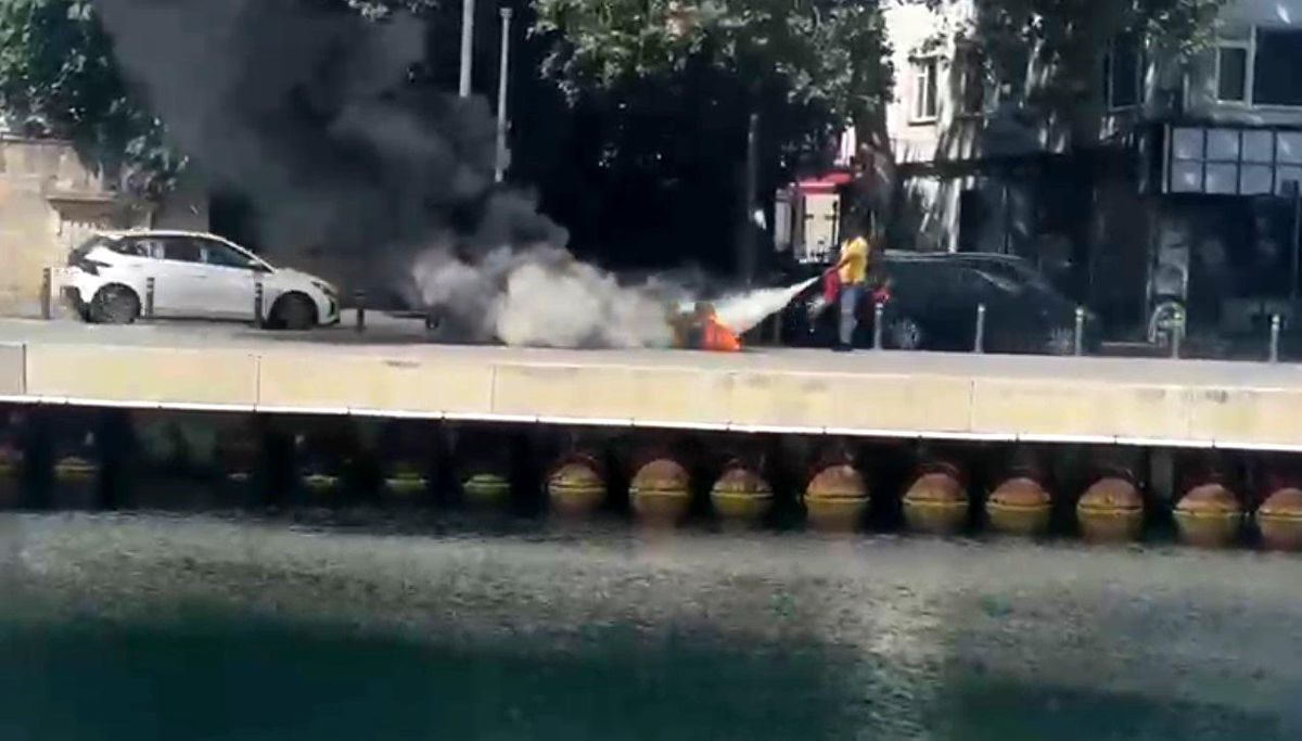 Sarıyer\'de Yer Altı Kablolarında Yangın