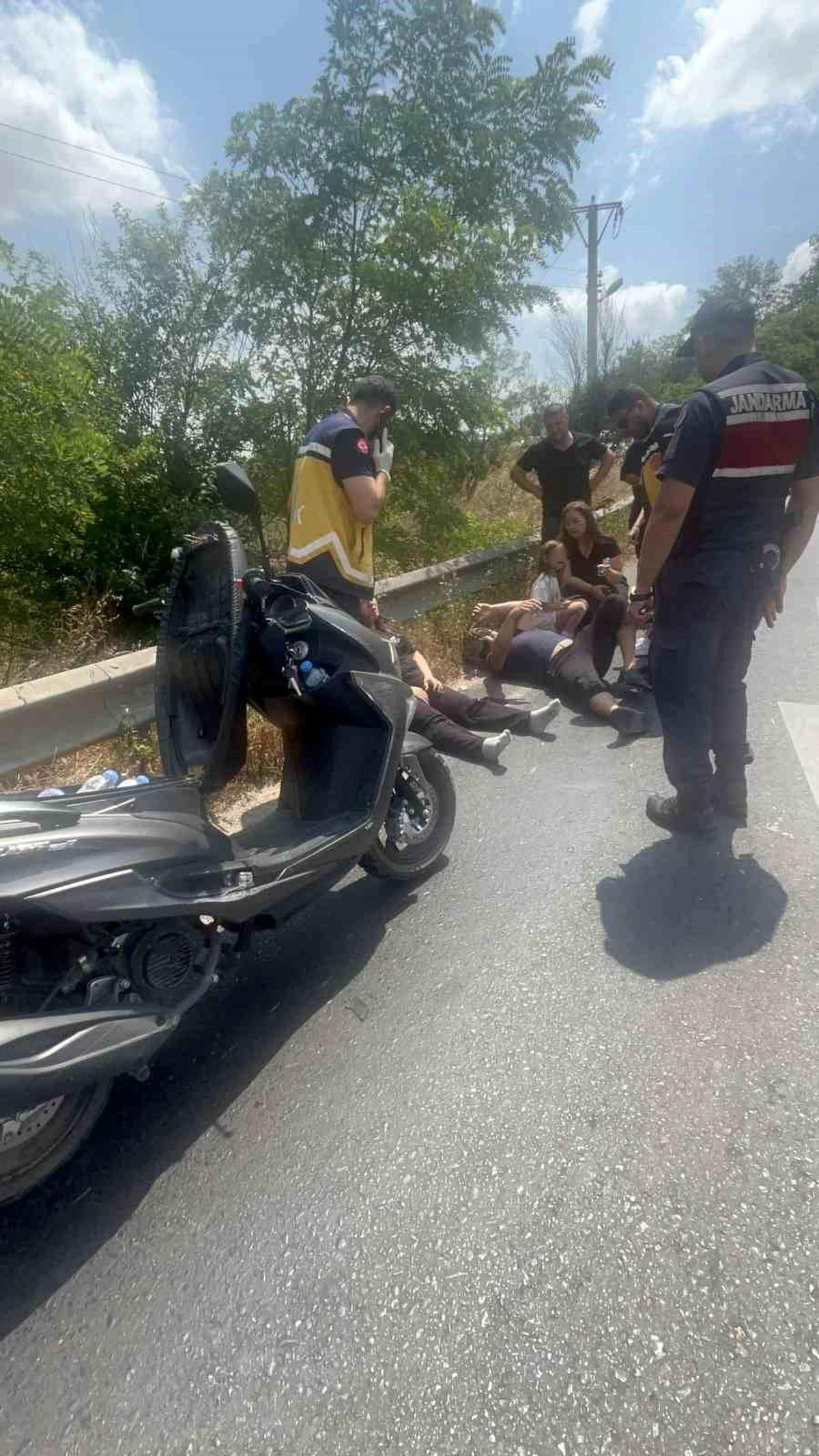 Tekirdağ\'da Motosiklet Kazası: 3 Yaralı