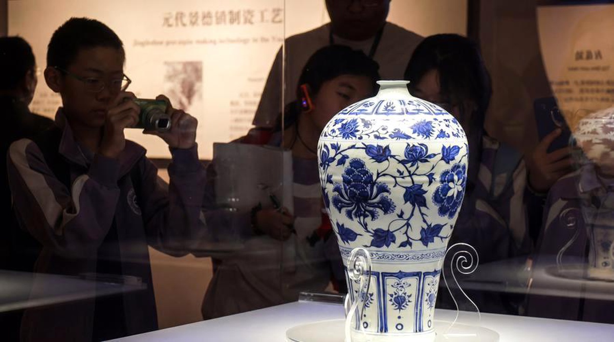 İznik ve Jingdezhen Arasında Seramik İşbirliği