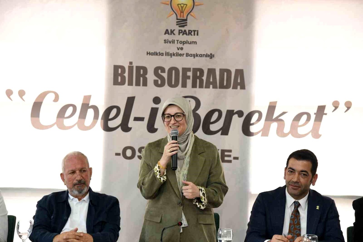 Belgin Uygur: \'Dünya Beşten Büyüktür\' Vurgusu