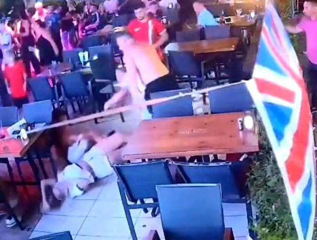 Marmaris’te Turist Aileye Saldırı
