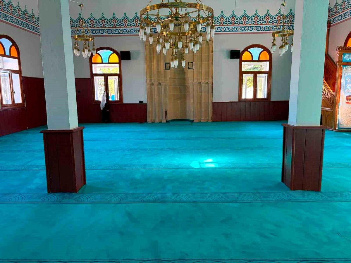 Yenilenen Gökçedere Merkez Camii ibadete açıldı