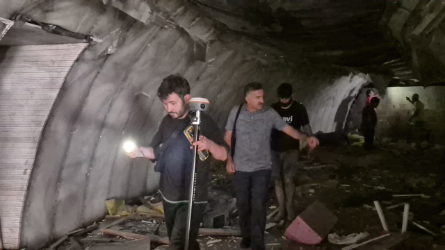 Yıkılan işhanının altından 2'nci Dünya Savaşı'ndan kalma sığınak çıktı