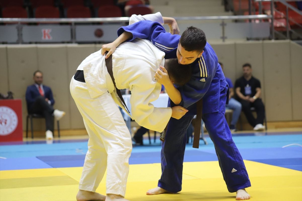ANALİG Judo Müsabakaları Başladı
