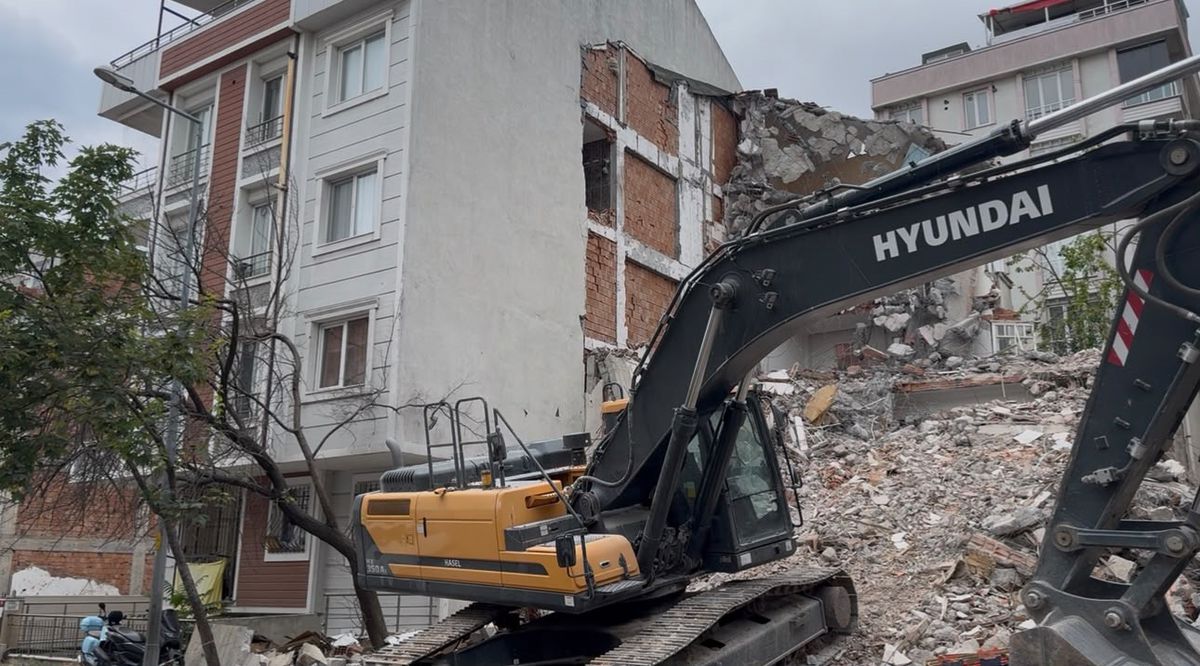 Beylikdüzü\'nde Banyoda Büyük Hasar