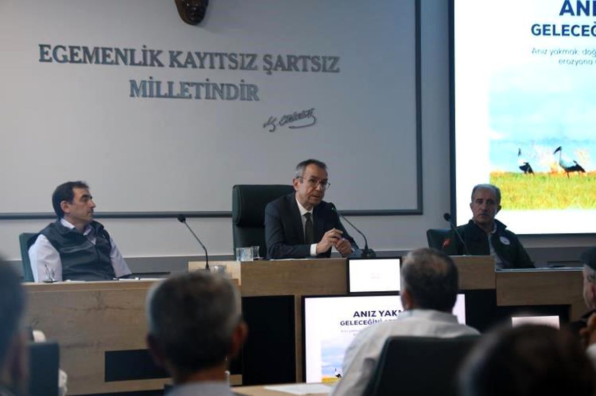 Bilecik\'te Anız Yangınları İçin Toplantı