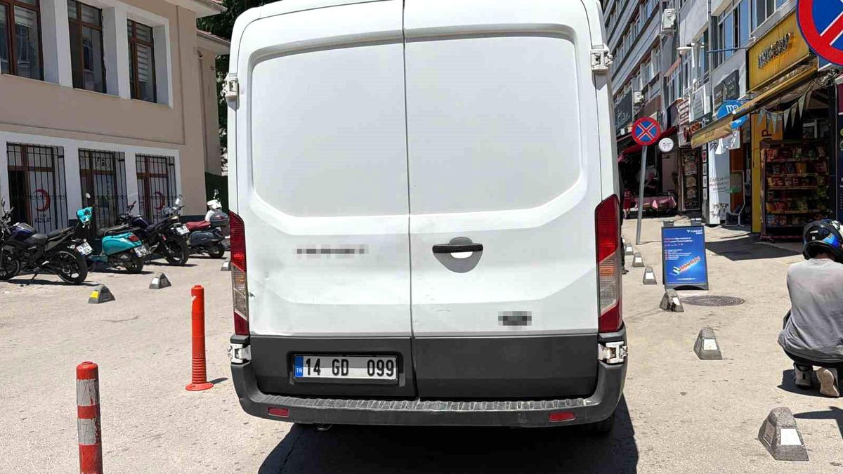 Bolu\'da Panelvanın Çarptığı Kadın Yaralandı