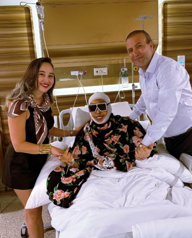 Diva yıllar sonra kural bozdu: Bülent Ersoy estetik ameliyatla gençleşti