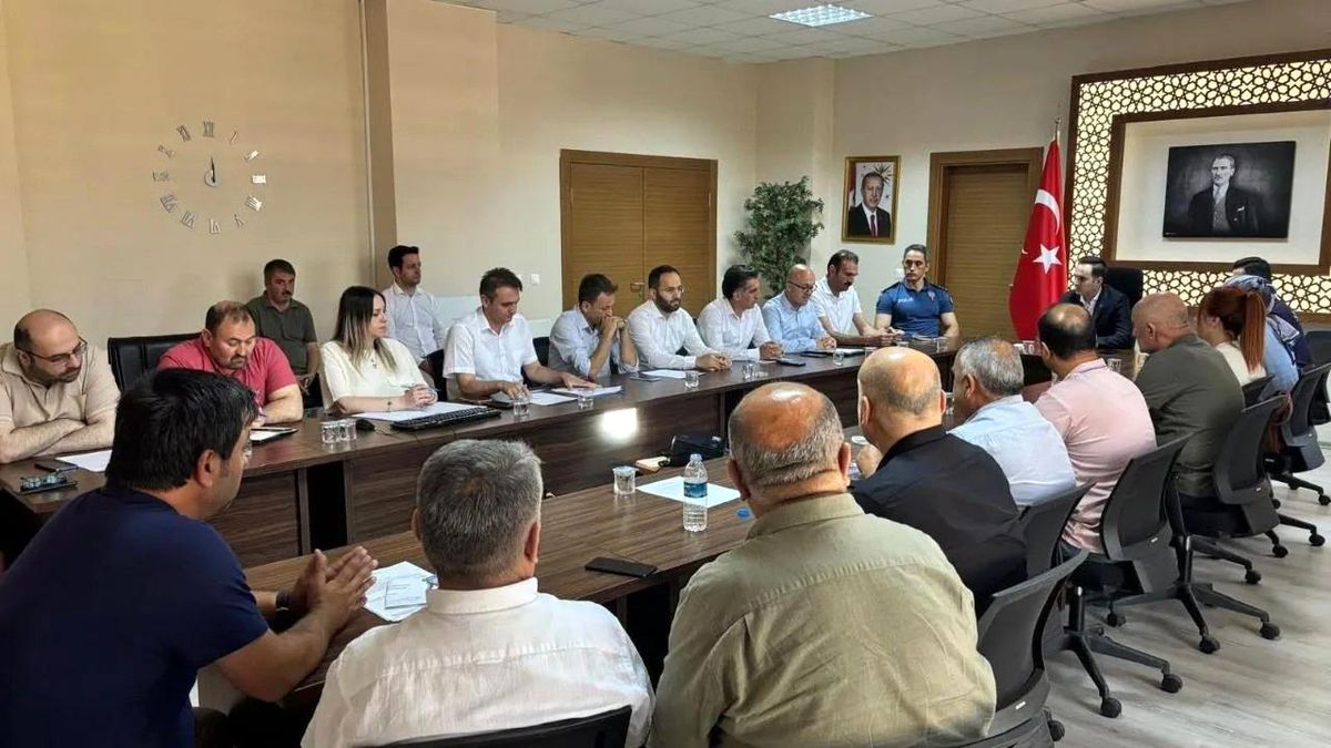 Durağan\'da Halk Eğitimi Toplantısı