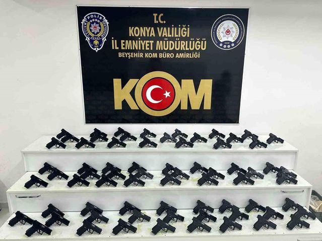 Konya’da 70 Tabanca Ele Geçirildi