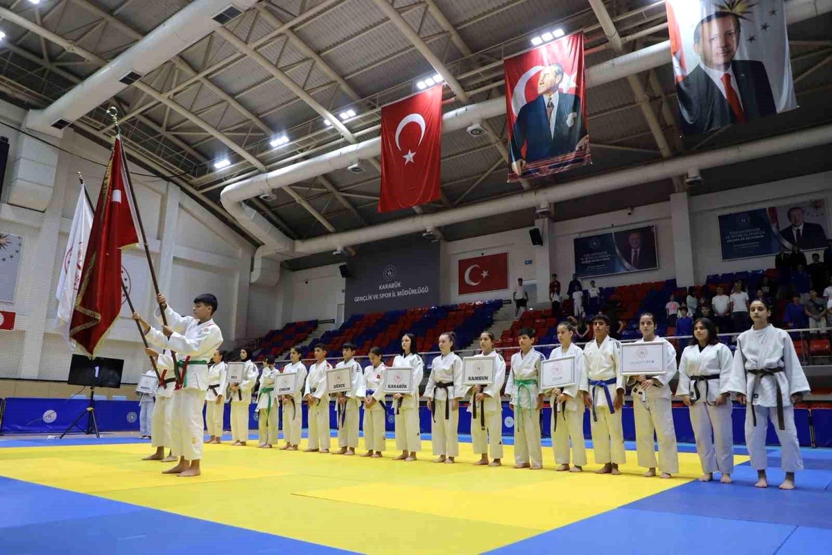 Karabük\'te Judo Heyecanı Başladı