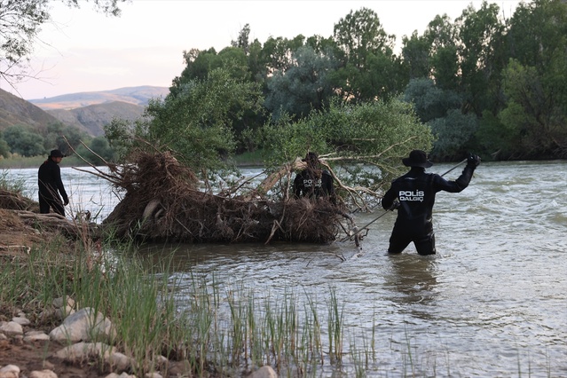 Kızılırmak Nehri’nde Baba Kayboldu