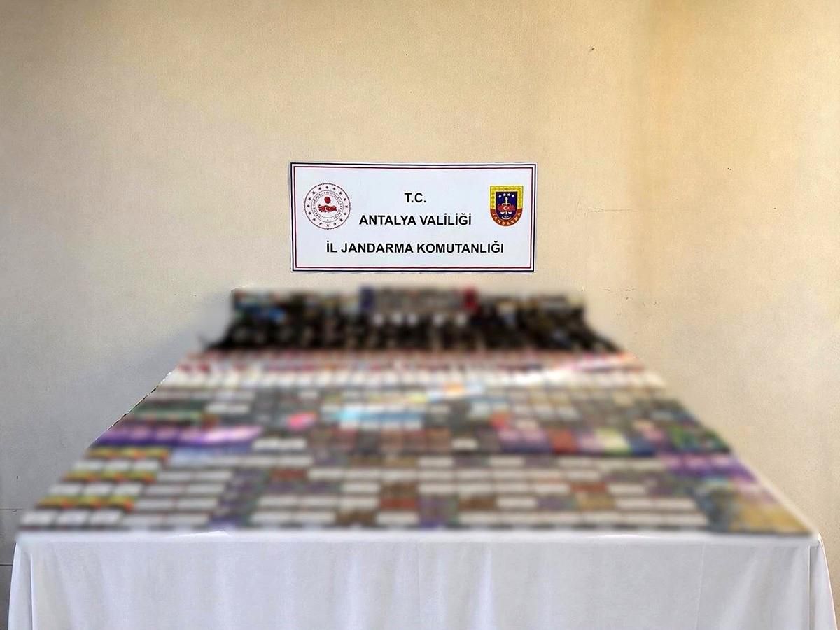 Kemer\'de Kaçakçılık Operasyonu
