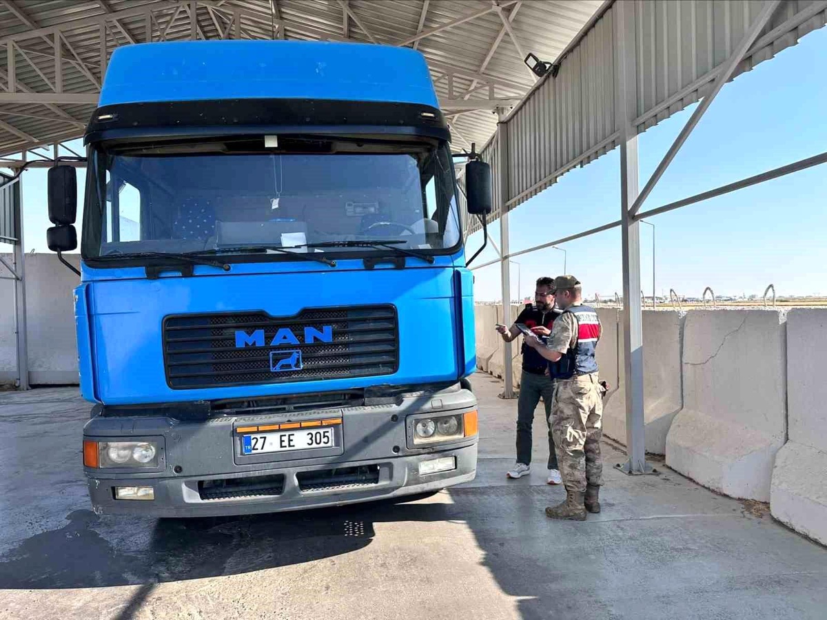 Kilis\'te Jandarma Güvenlik Denetimleri Sürüyor