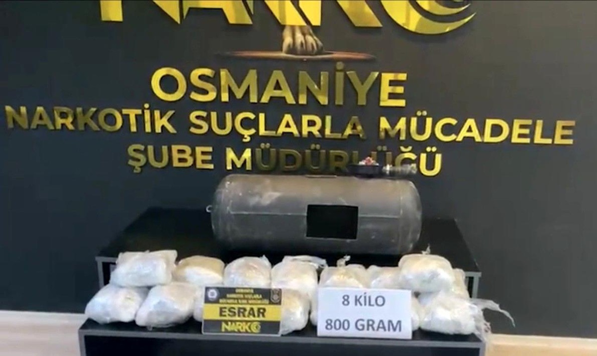 Osmaniye\'de 8.8 kg esrar ele geçirildi