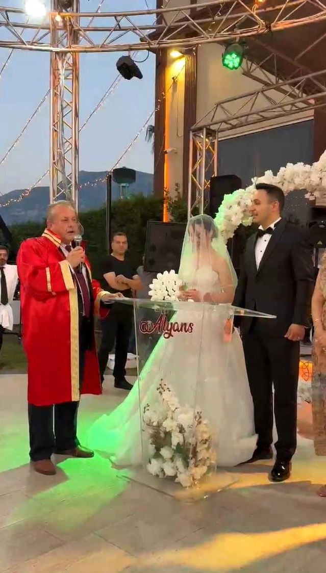 Manisa’da Eğlenceli Nikah Mizansı