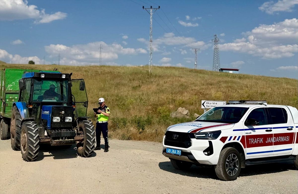 Traktör Sürücülerine Eğitim