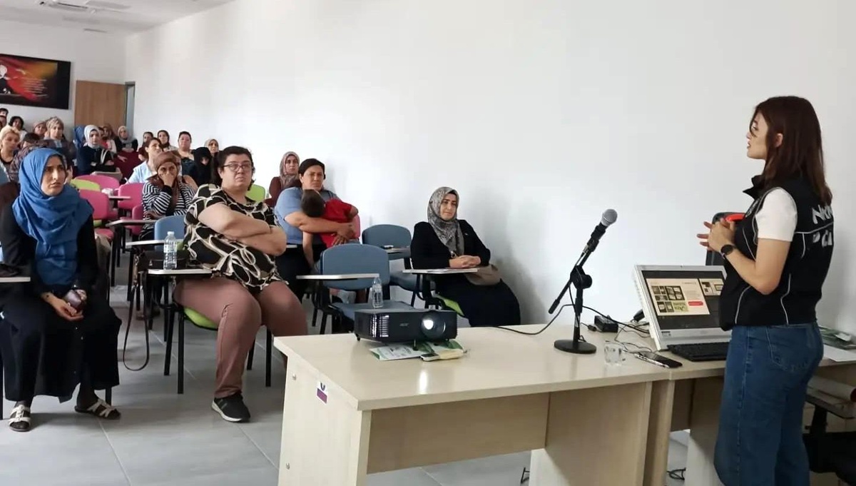 Nazilli\'de Kadın Sağlığına Farkındalık Eğitimi