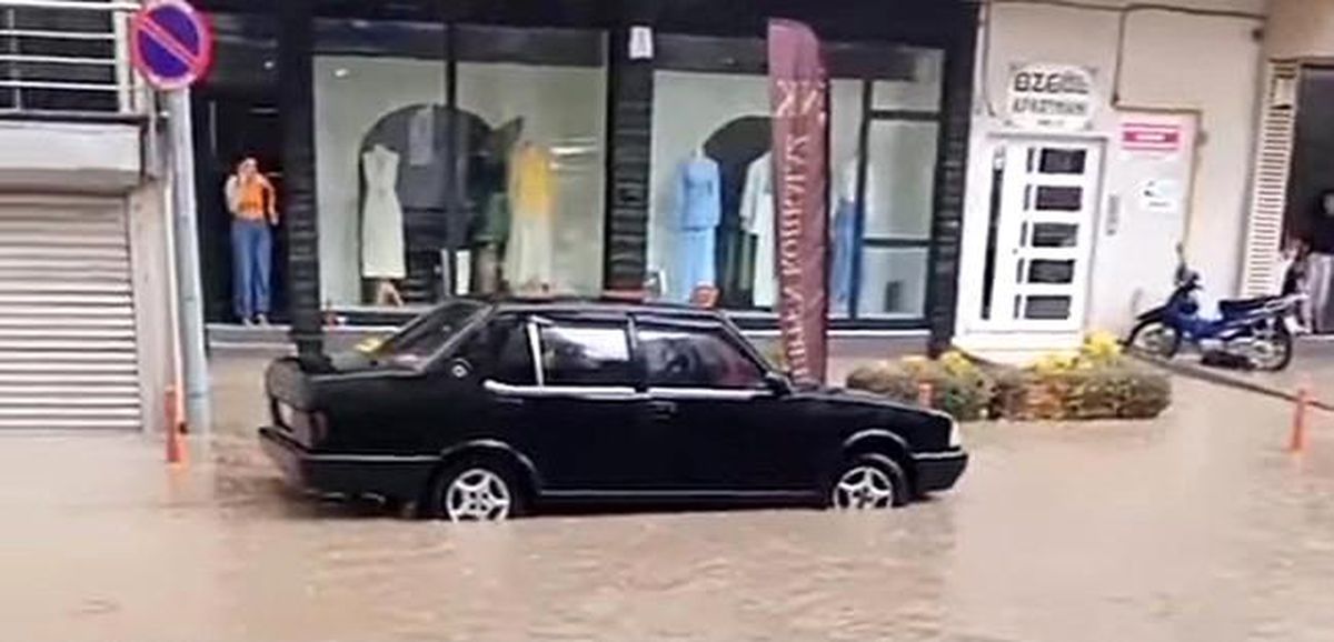 Tavşanlı\'da sağanak hayatı olumsuz etkiledi
