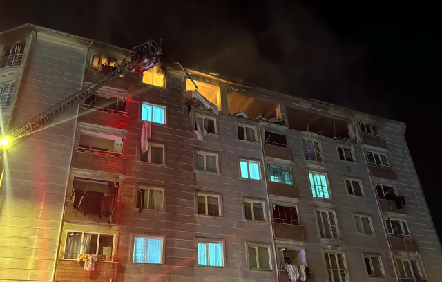Tekirdağ'da apartman dairesinde patlama: 2 ölü, 5 yaralı
