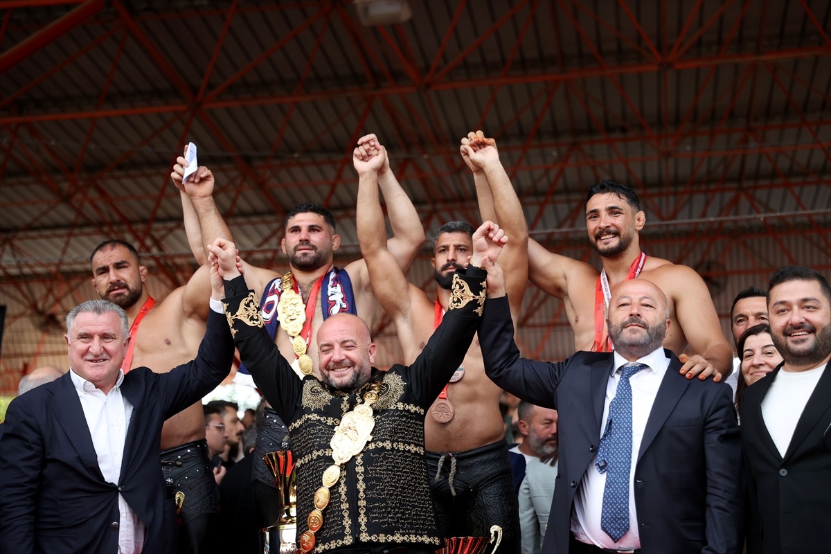Kırkpınar Güreşleri\'nde Ödüller Sahiplerini Buldu