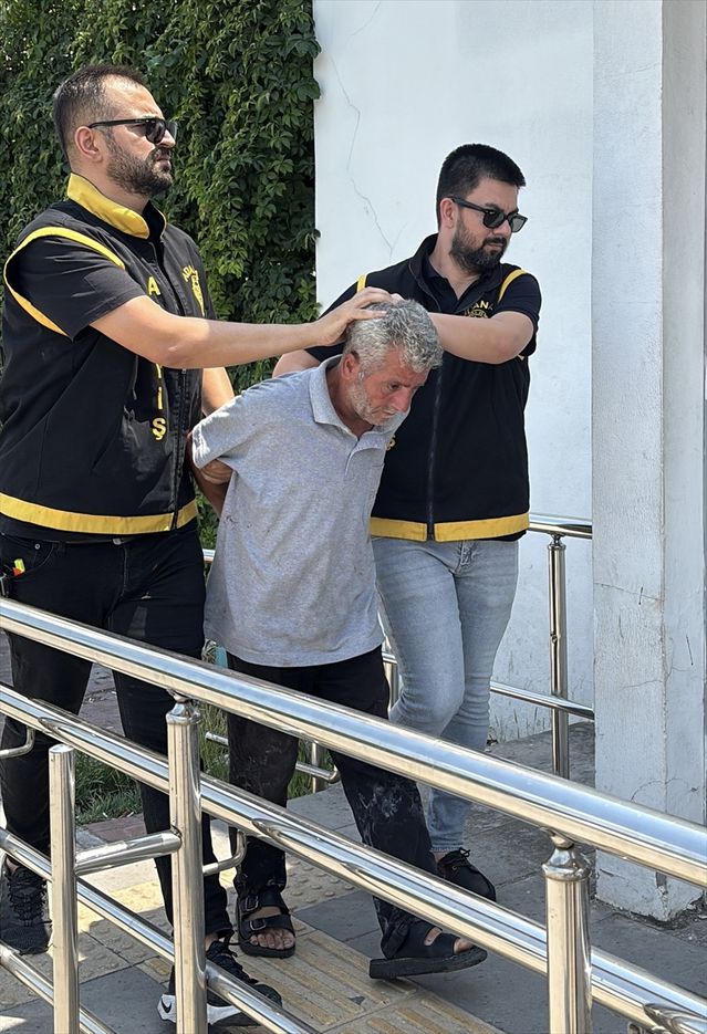 Adana’da Altın İmitasyonu Hırsızlık: Zanlı Yakalandı