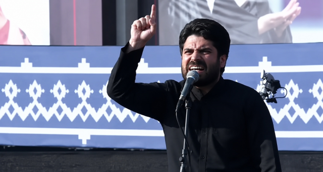 Ali Hamaney için düzenlenen cenaze töreninde Trump'a suikast çağrısı
