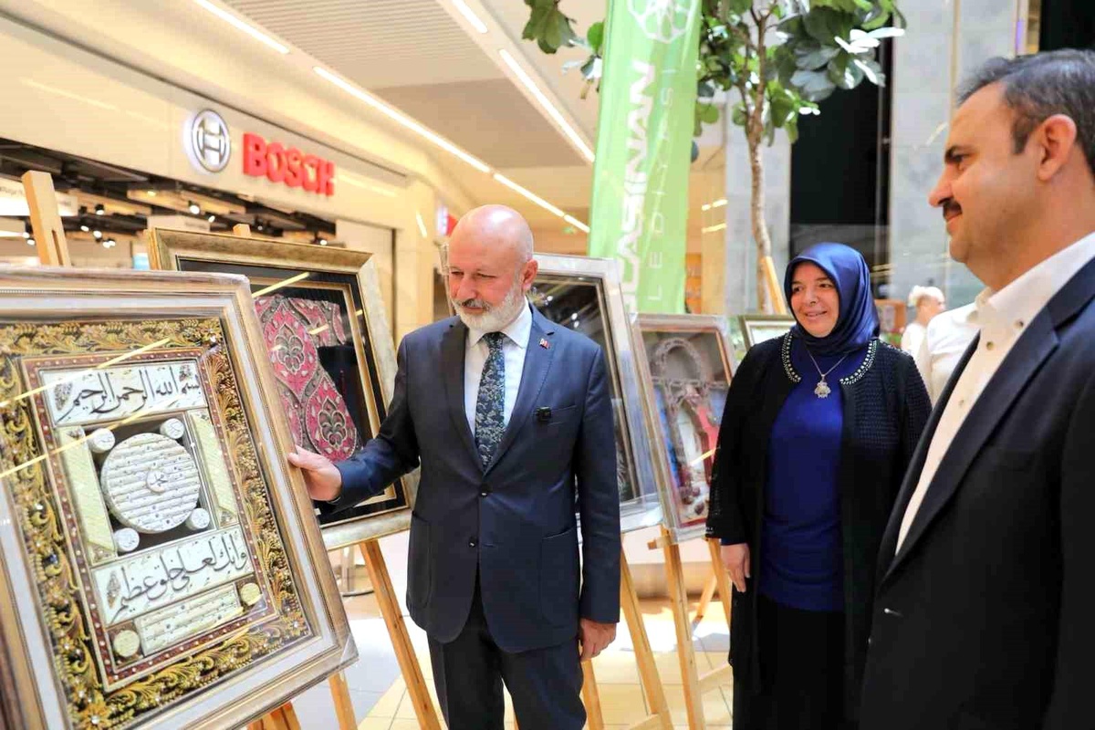 Kocasinan\'da yıl sonu sergisi büyük ilgi gördü