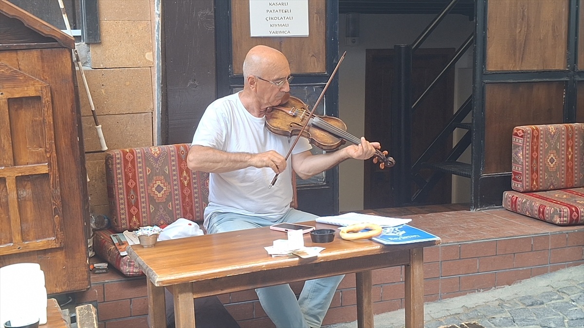 Beypazarı\'na Yoğun Turist Akını