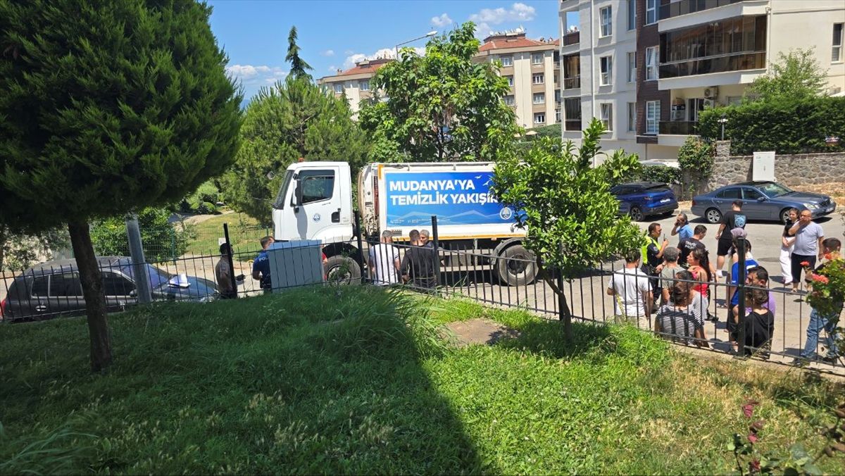 Mudanya\'da Çöp Kamyonu Kaza Yaptı: 1 Ölü
