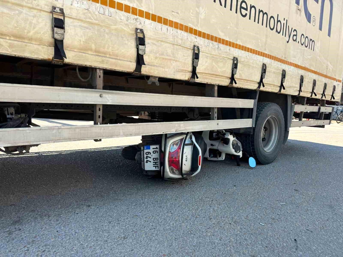 İnegöl\'de Motosiklet Sürücüsü Hayatını Kaybetti