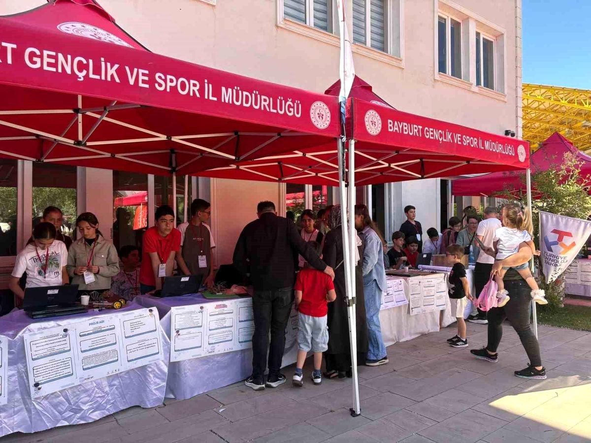 Bayburt\'ta DENEYAP Proje Şenliği Düzenlendi