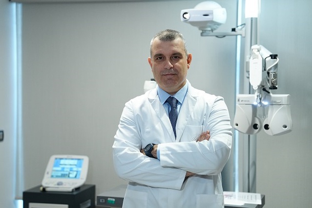 Kontakt Lens ve Su Uyarısı