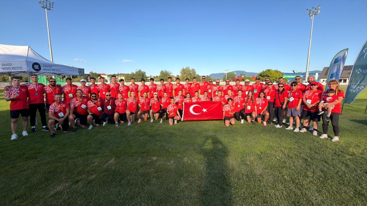 Milli Atletler Balkan Şampiyonası\'nda 28 Madalya Kazandı