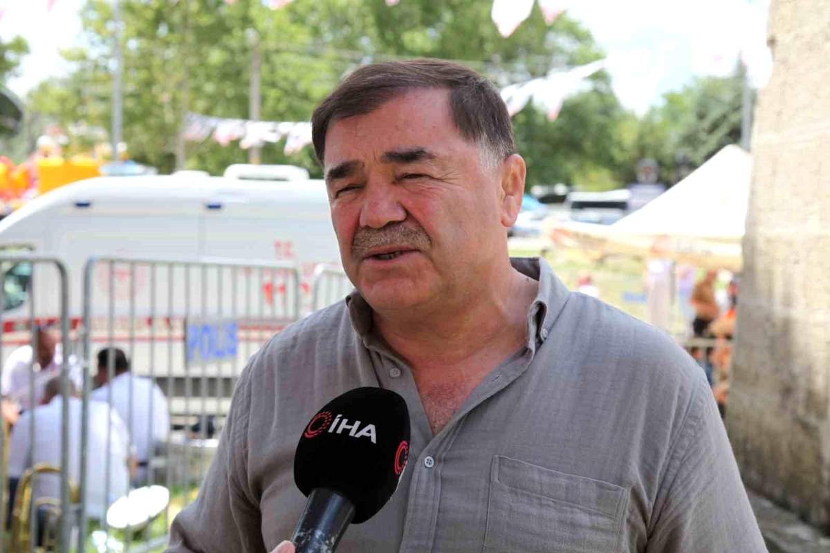 Musa Aydın: "Kırkpınar\'ı bir kazanç kapısı olarak görmemek lazım"