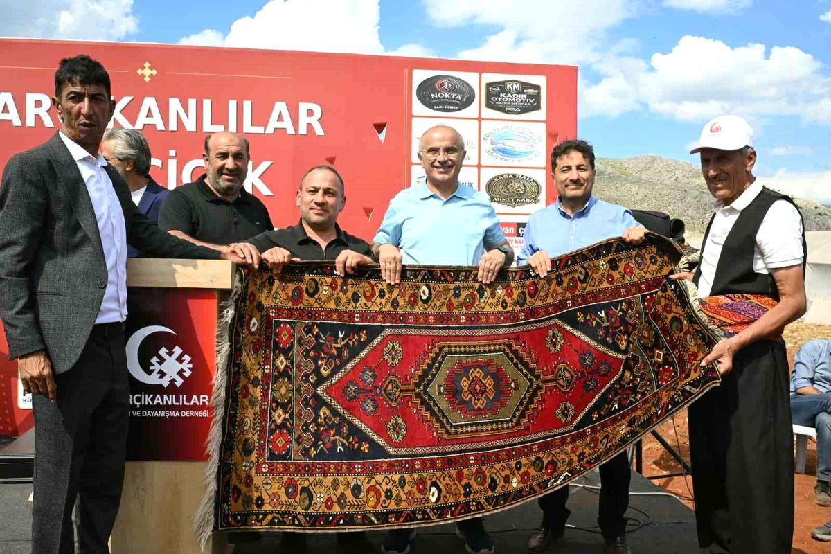 Başkan Er’den Yayla Şenliklerinde Kültür Vurgusu