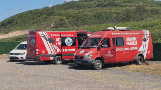 Şile'de yasağa rağmen denize girdiler: Bir kişi öldü, iki kişi kayıp