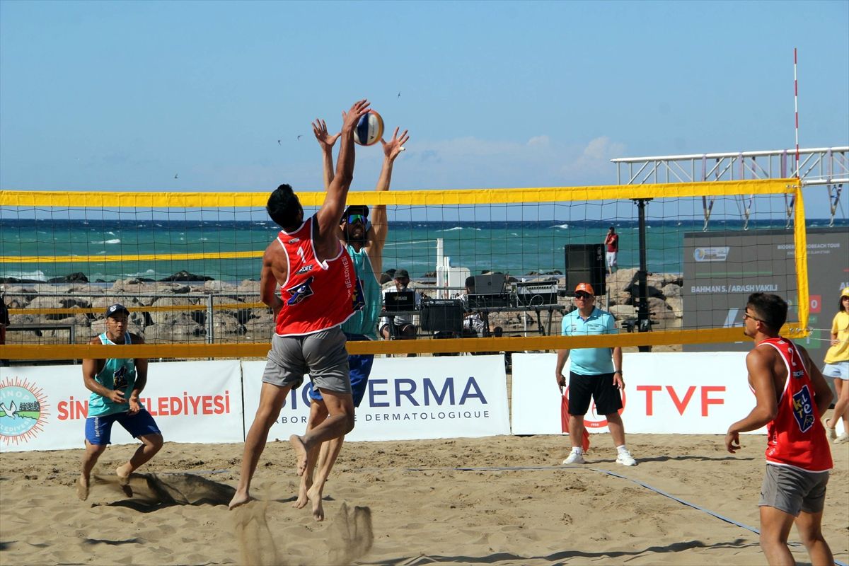Sinop’ta Plaj Voleybolu Şampiyonu Belli Oldu
