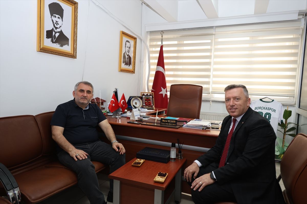 AÇÜ Rektörü\'nden Yeni Basın Müdürü\'ne Ziyaret