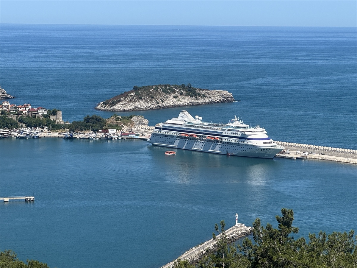 Soçi\'den Amasra\'ya Kruvaziyer Gemisi
