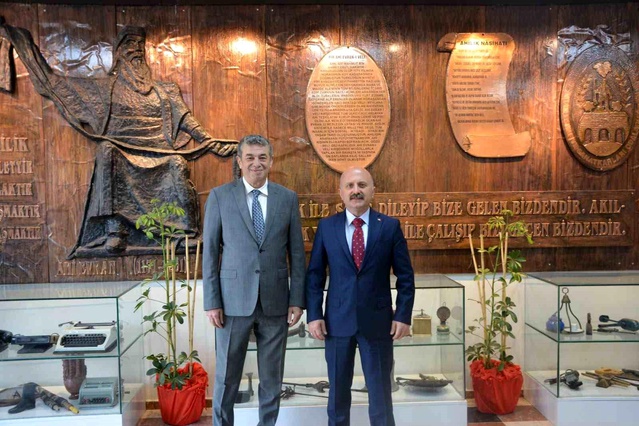 Aydın Valisi’nden Esnafa Destek Ziyareti