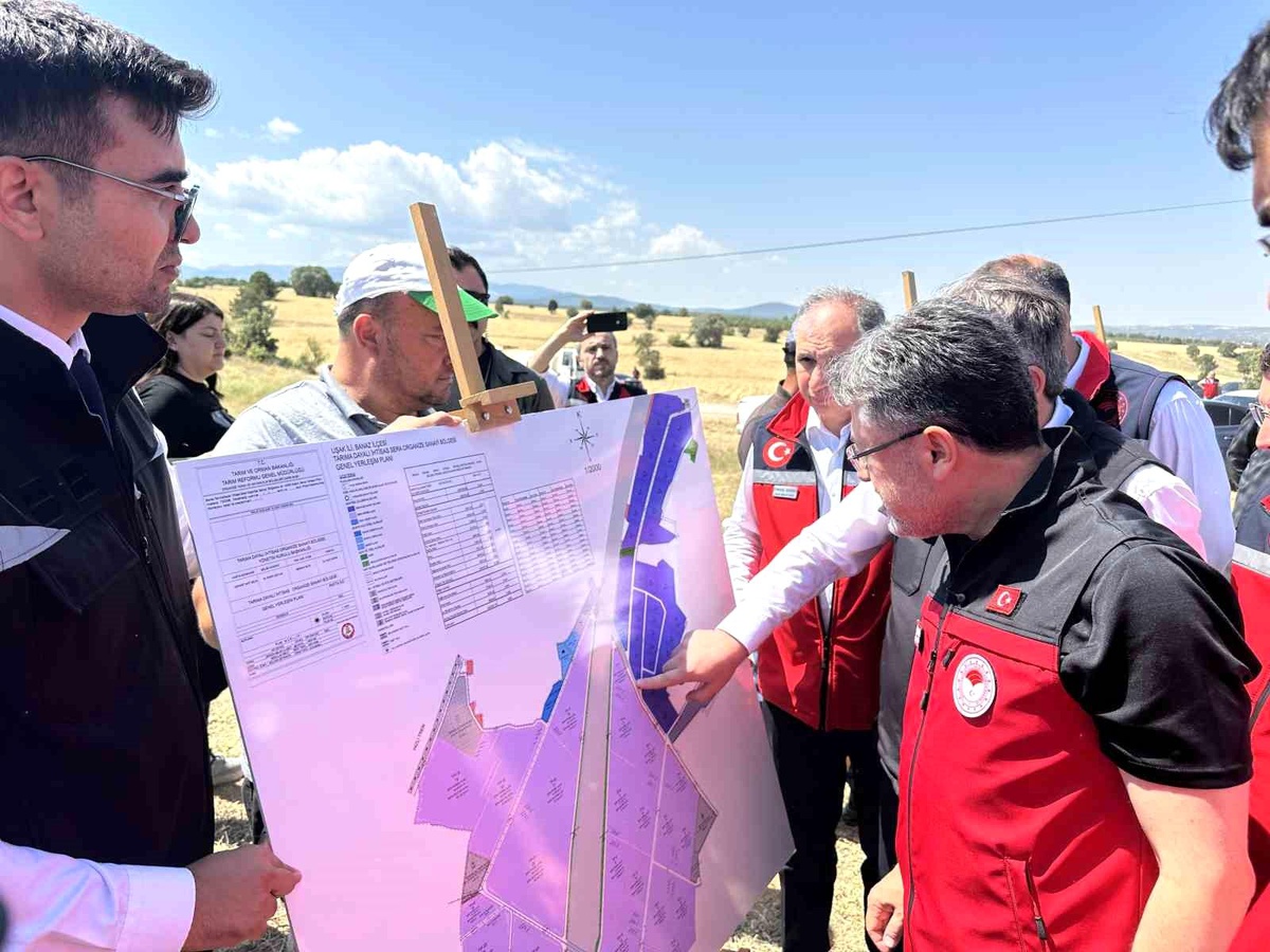 Uşak\'a 12 Milyar TL\'lik Jeotermal Sera Yatırımı